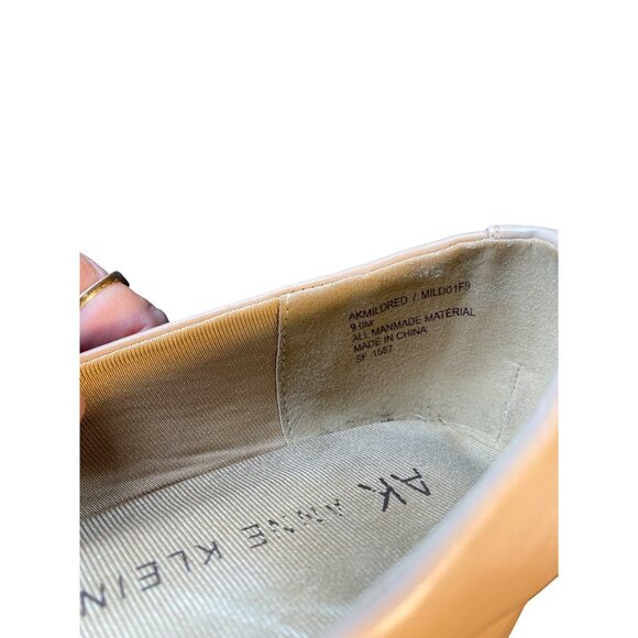 Anne Klein Womens Beige Cap Toe Slip-On Flats Size 9M - Picture 5 of 6